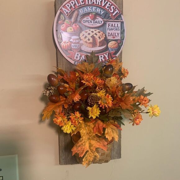 Apple harvest fall decor - Picture 2 of 2